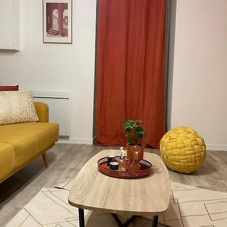 Comme Un Air De Provence A Blois Apartment Luaran gambar
