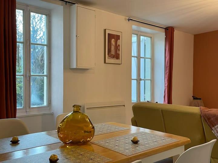 Comme Un Air De Provence A Blois Apartment Luaran gambar