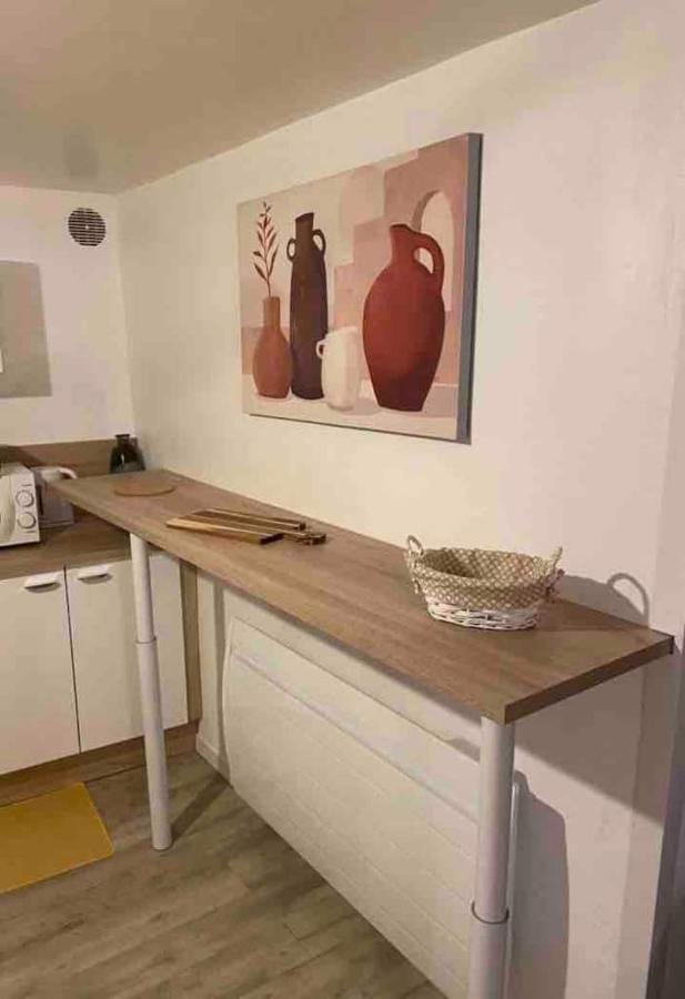 Comme Un Air De Provence A Blois Apartment Luaran gambar
