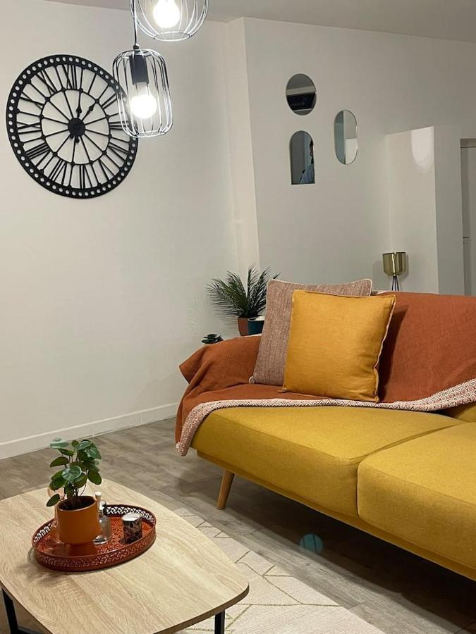 Comme Un Air De Provence A Blois Apartment Luaran gambar