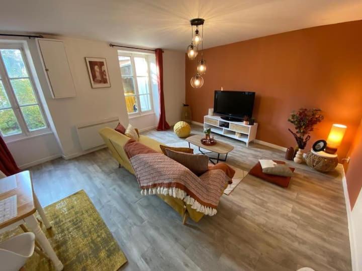 Comme Un Air De Provence A Blois Apartment Luaran gambar