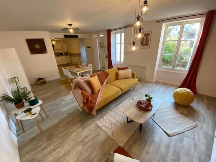 Comme Un Air De Provence A Blois Apartment Luaran gambar