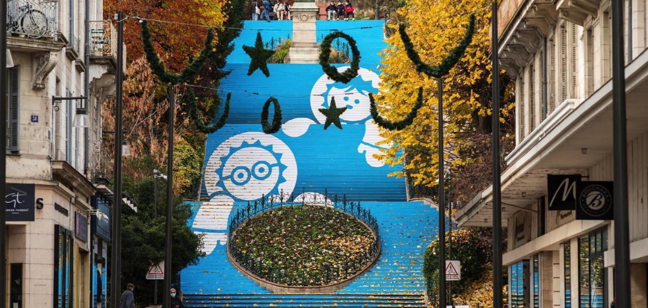 Comme Un Air De Provence A Blois Apartment Luaran gambar