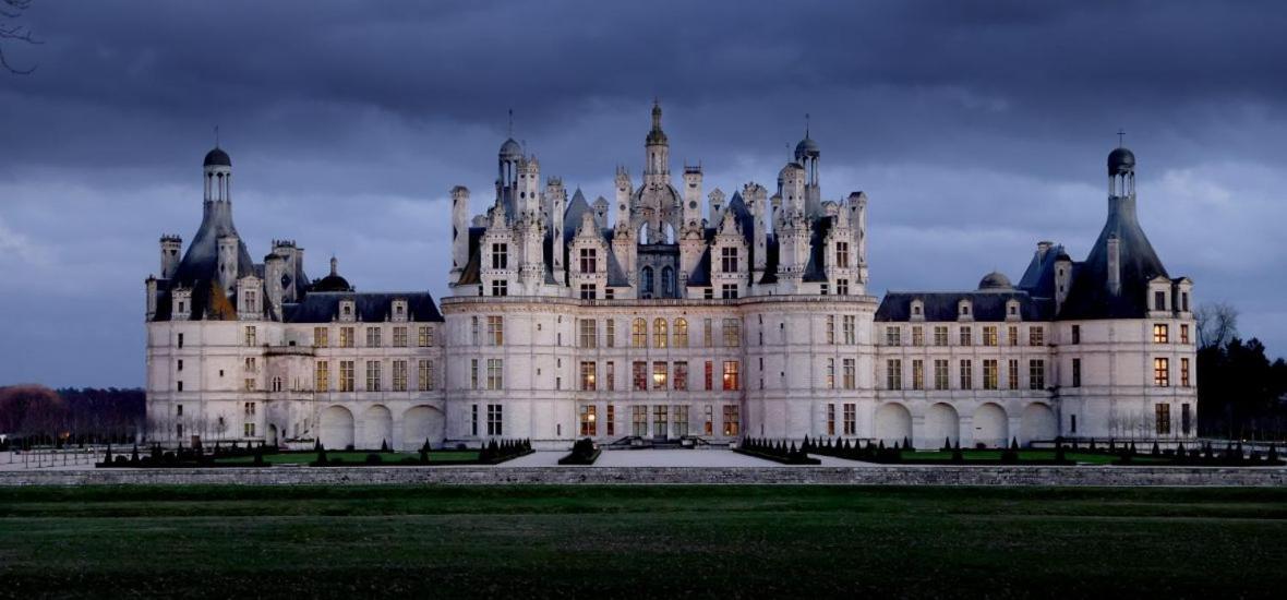 Comme Un Air De Provence A Blois Apartment Luaran gambar